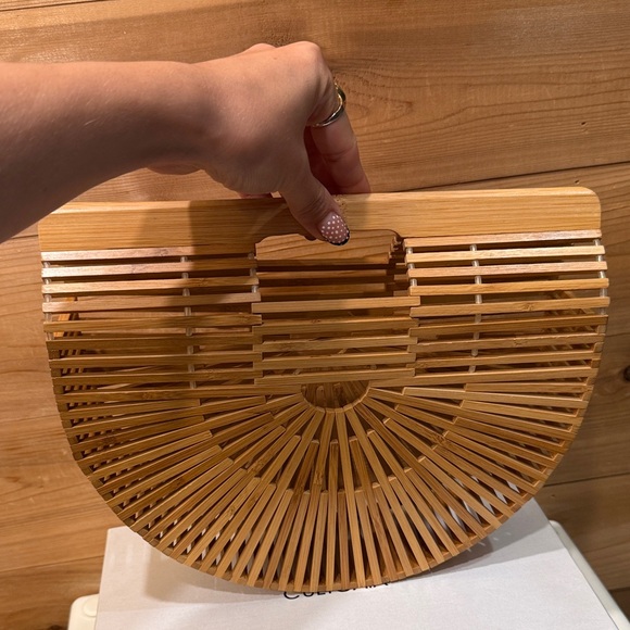 Cult Gaia Ark Small Bamboo Clutch - Picture 5 of 7